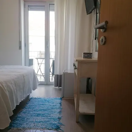 Pensjonat Vitoria - Com Varanda E Vista De Mar